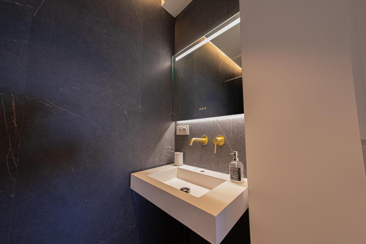 Modern Apartment With Stunning Views マルベーリャ エクステリア 写真
